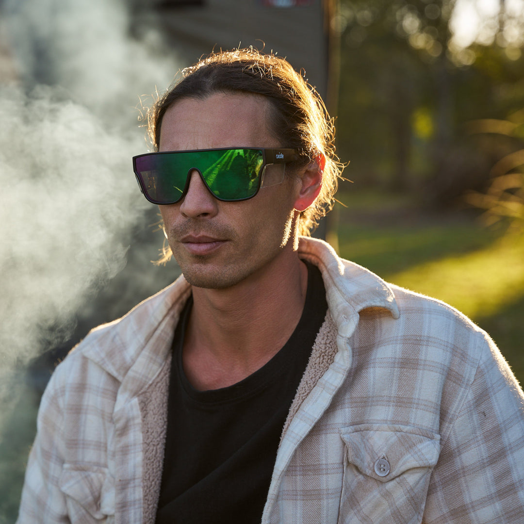 Inferno - Matt Black Frame